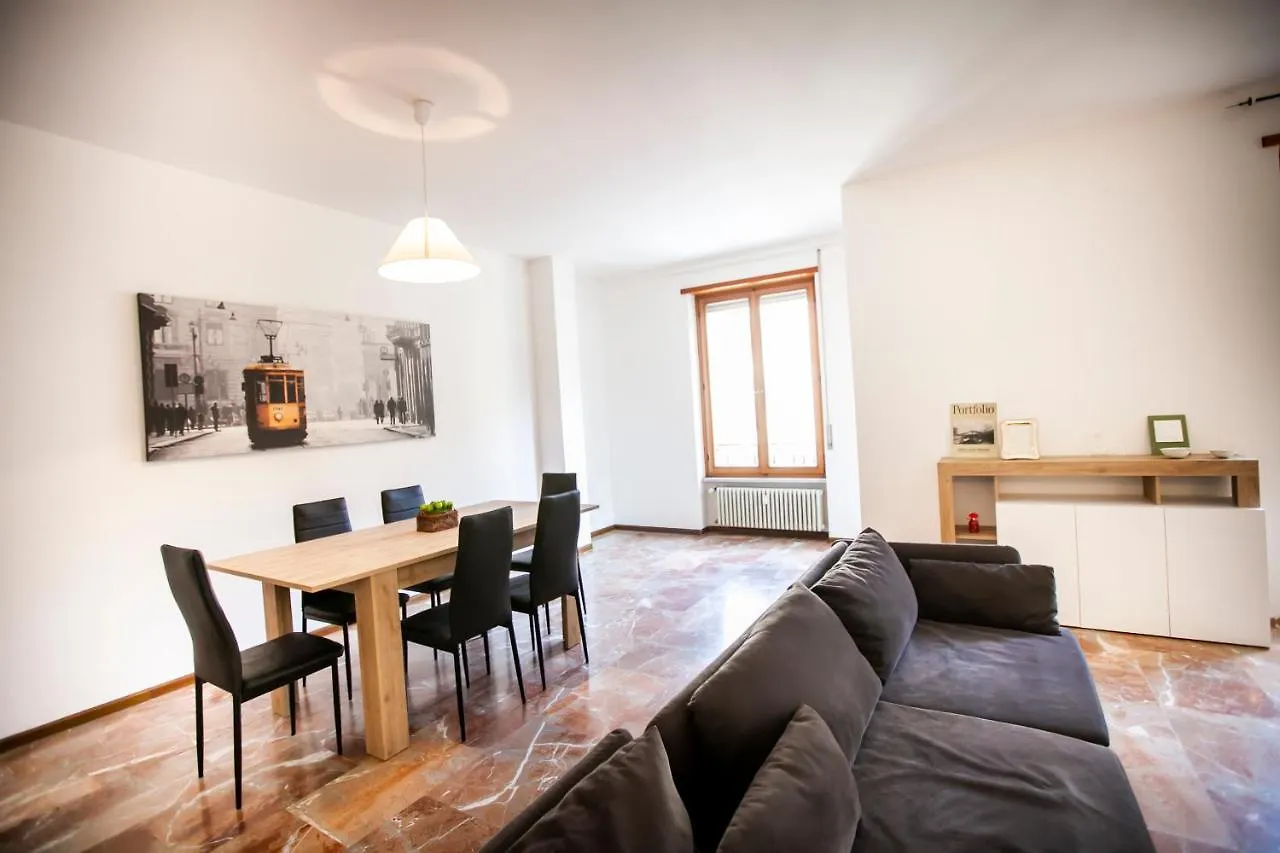 Dante108 Apartment Como 0*,