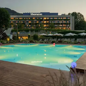 Sheraton קומו